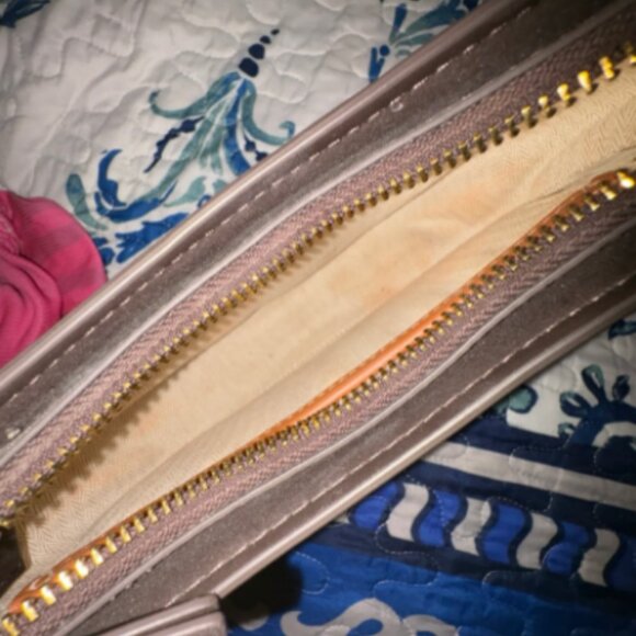 Tory Burch mercer gromet small shoulder bag - Picture 3 of 6